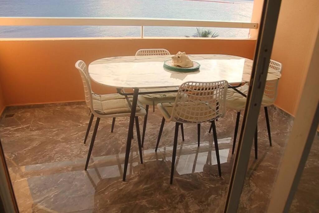 Appart. T2 De Luxe +Jacuzzi, Vue Mer Et Cote Plage Le Gosier  Exteriör bild