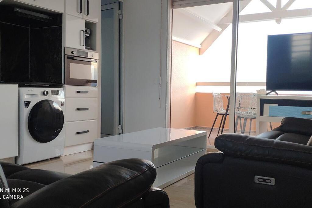 Appart. T2 De Luxe +Jacuzzi, Vue Mer Et Cote Plage Le Gosier  Exteriör bild
